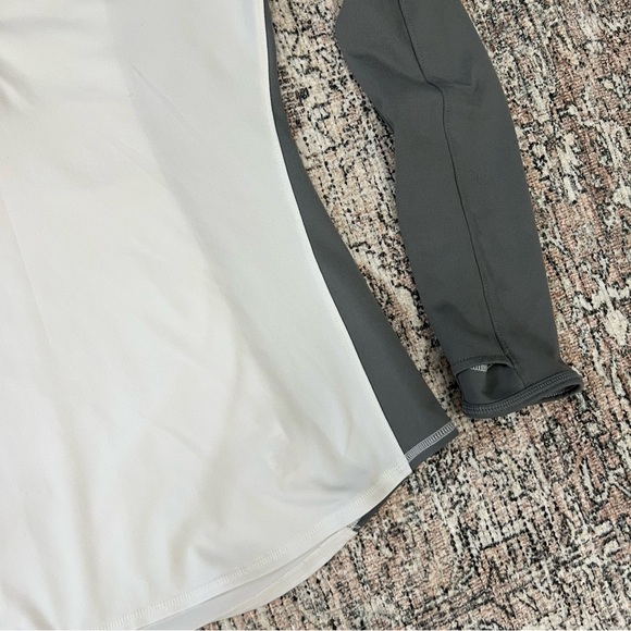 Athleta Women’s Quarter Zip Pullover Top Size Medium Gray White - Picture 6 of 13